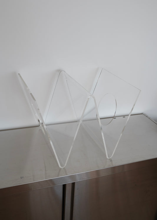 porte revues en plexiglas Roche Bobois