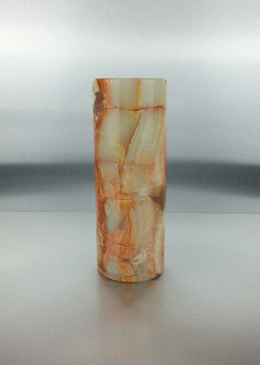 vase en onyx orangé