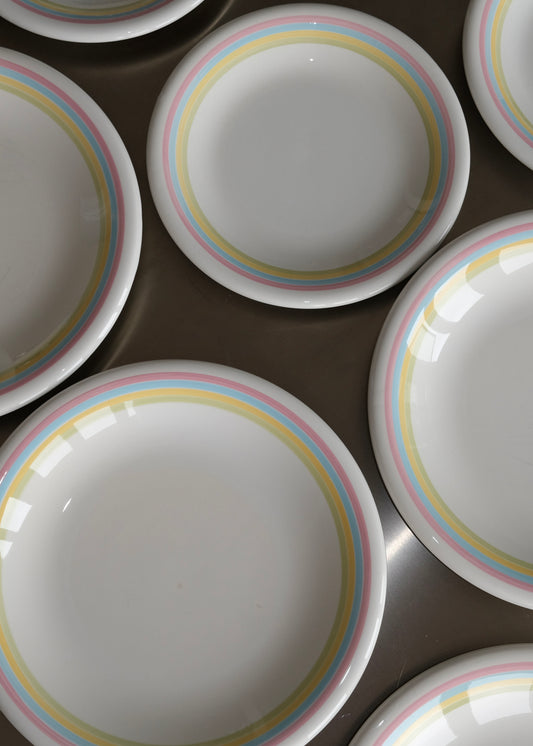 lot 8 assiettes pastelles italiennes