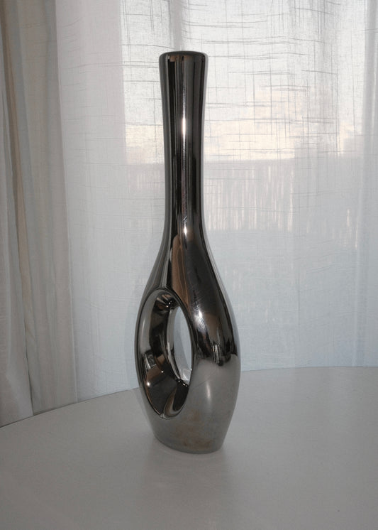 vase organique en céramique chromée