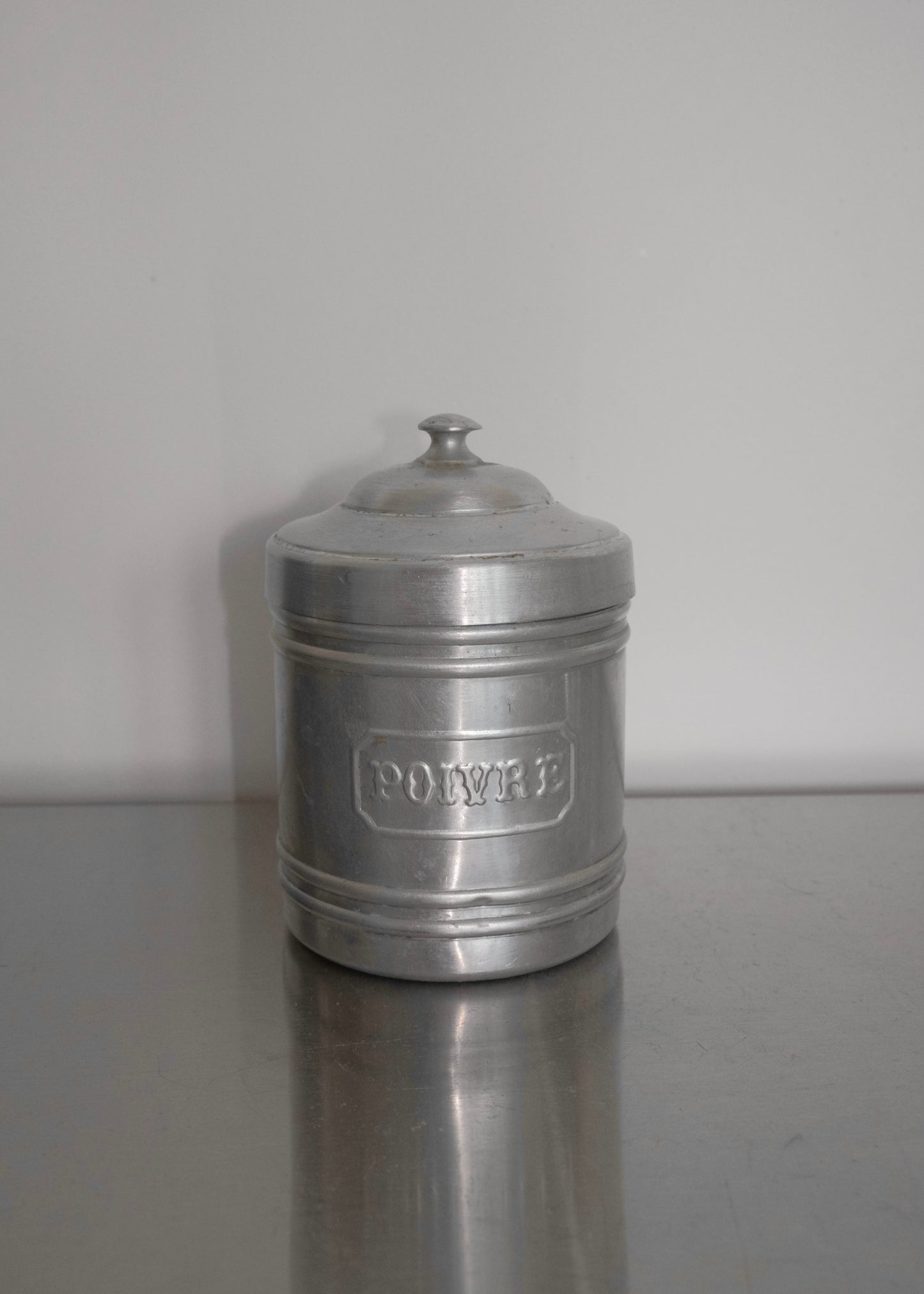 série de 5 pots à épices vintage aluminium