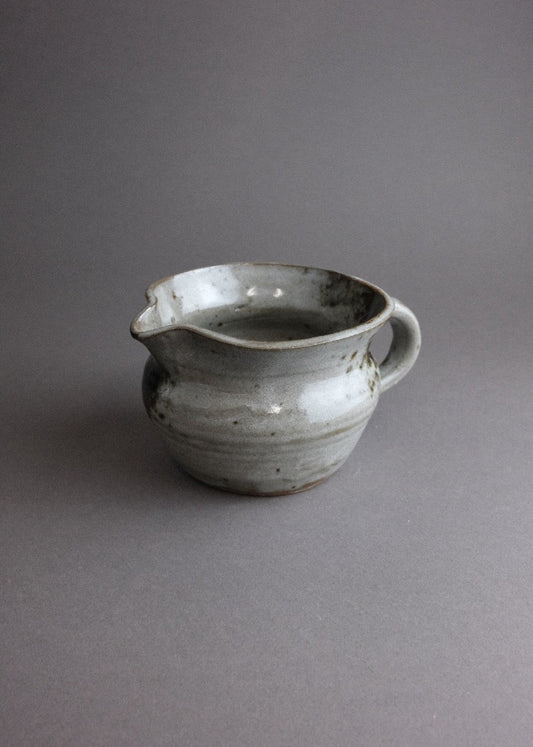 petit pichet en grès signé Thierry & Chantal Robert