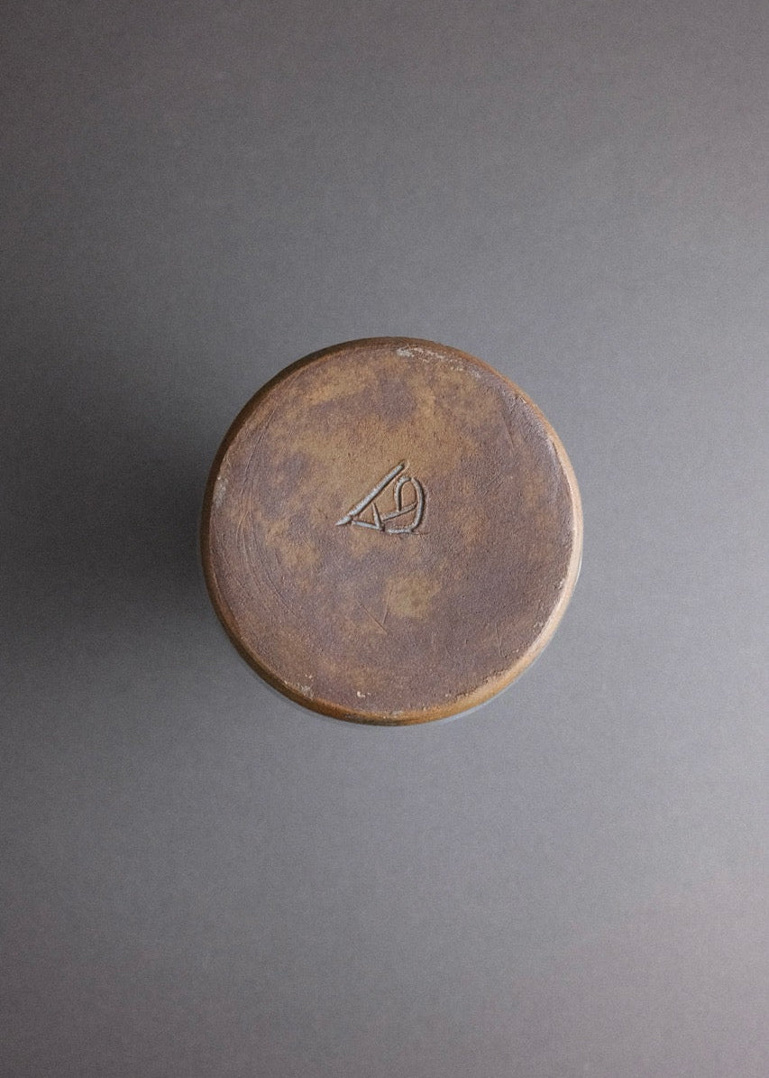 vase en grès émaillé signé