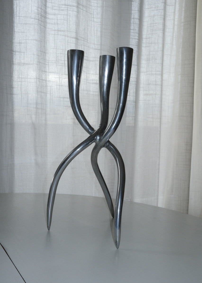 chandelier sculptural fonte d'aluminium