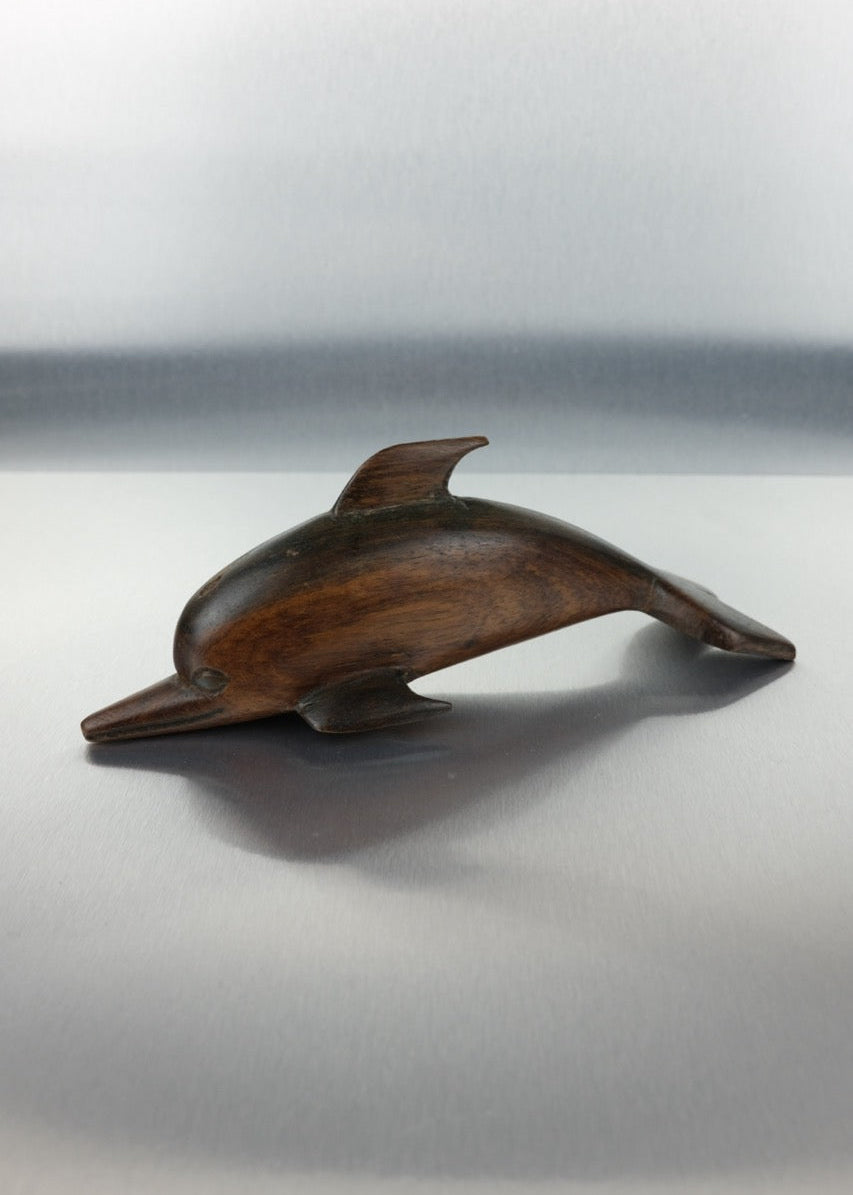 sculpture dauphin en bois