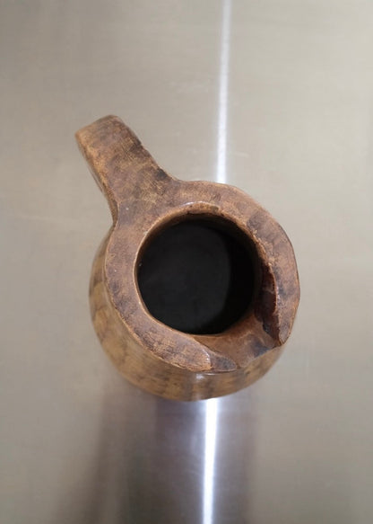 pichet artisanal en terre chamottée