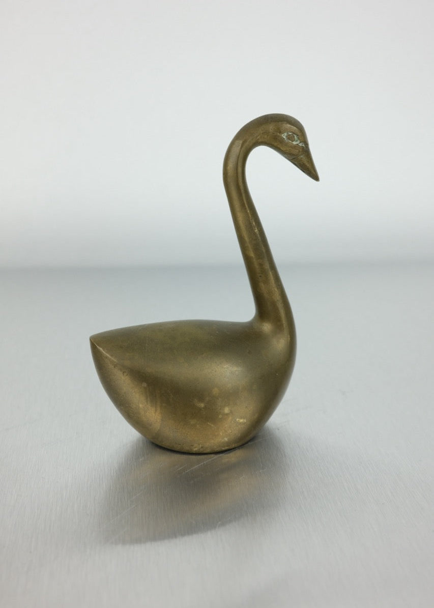 duo de cygnes en laiton vintage