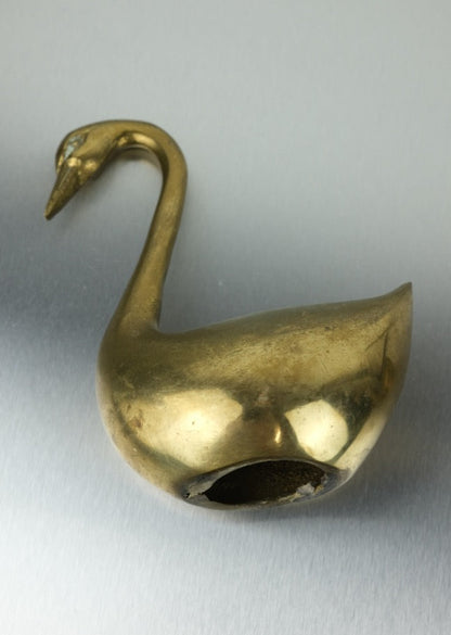 duo de cygnes en laiton vintage