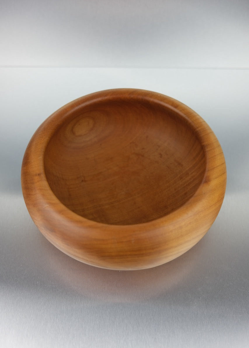 saladier vintage en bois de cerisier signé Marand