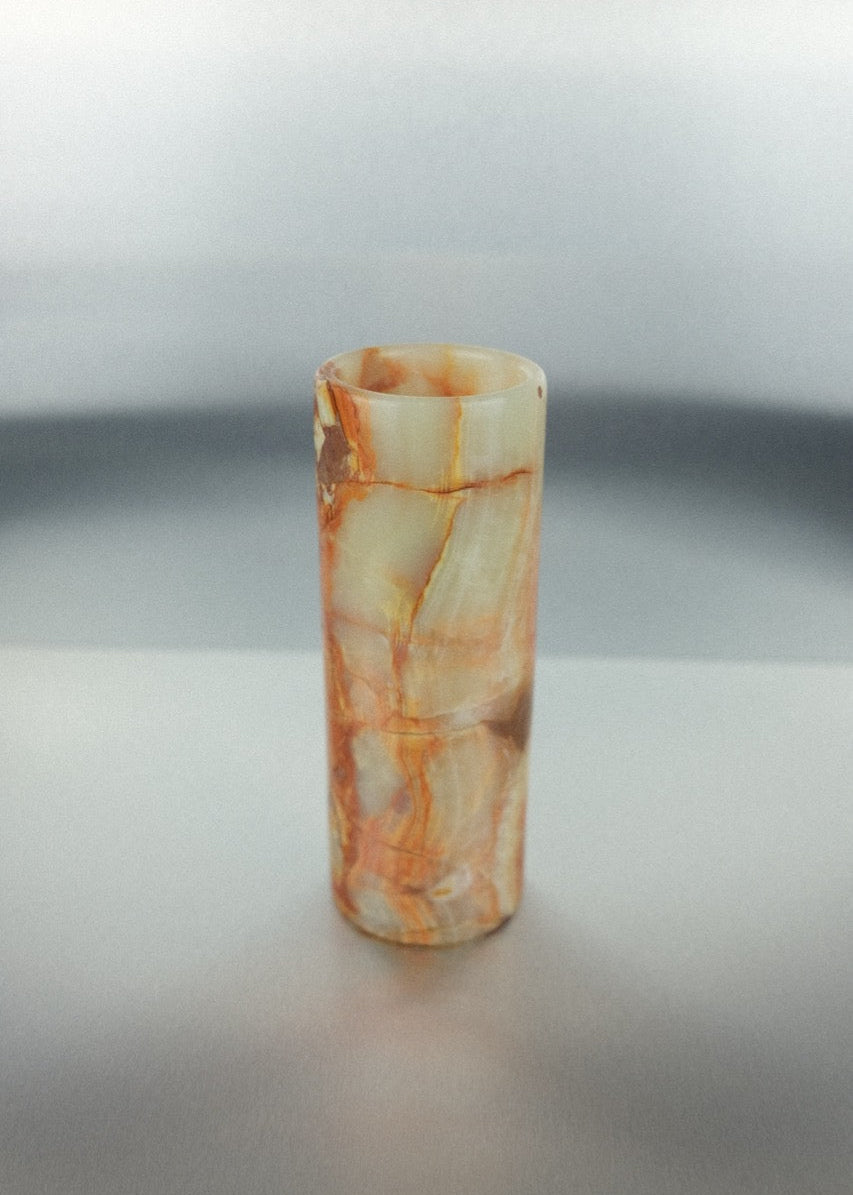 vase en onyx orangé