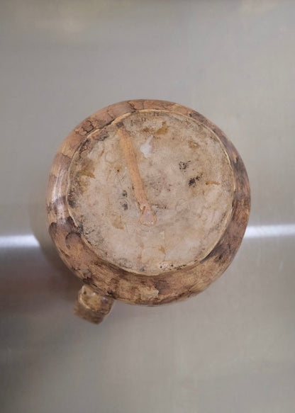 pichet artisanal en terre chamottée