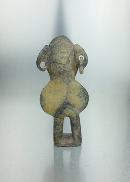 statuette anthropomorphe