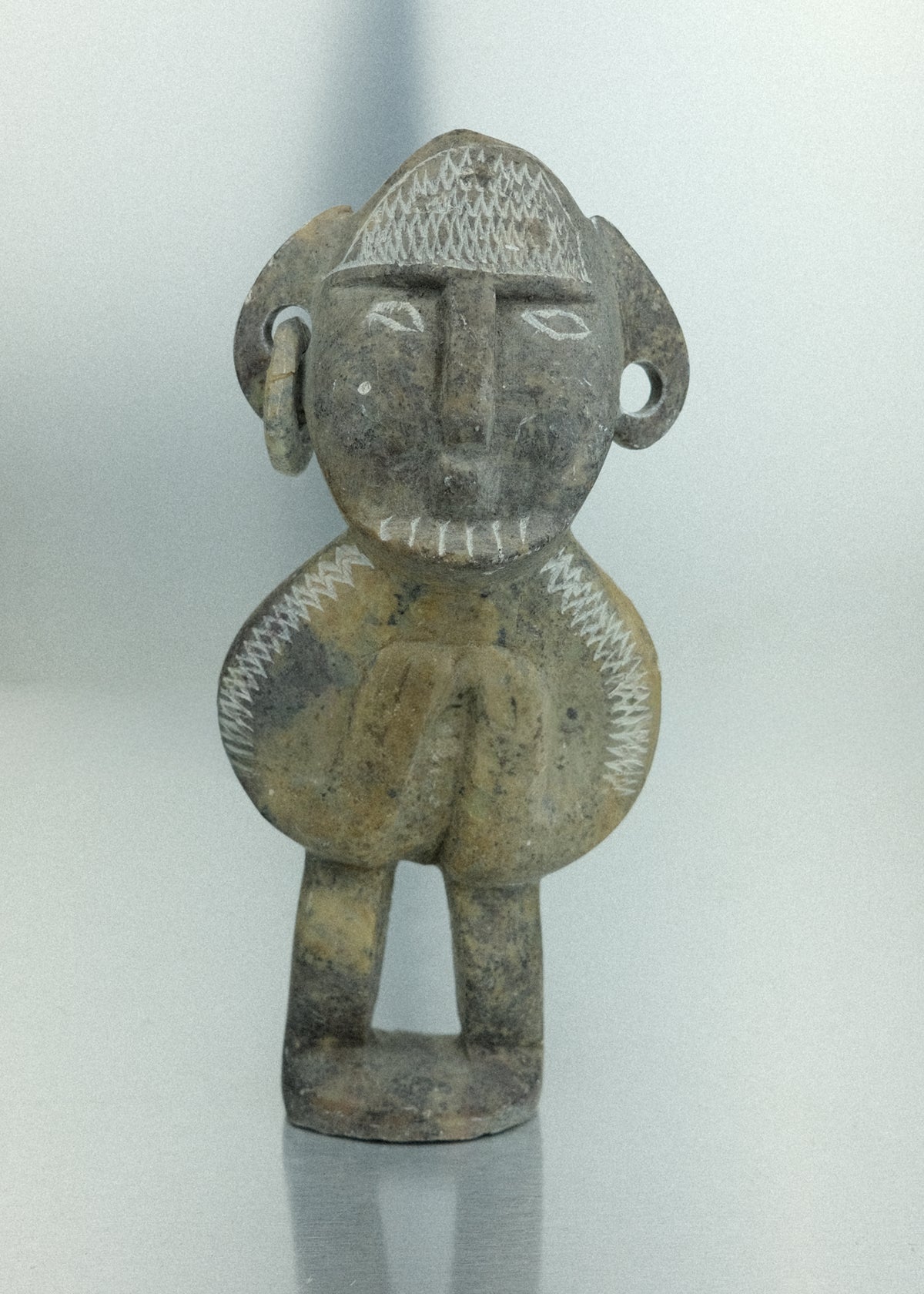 statuette anthropomorphe