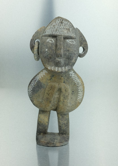 statuette anthropomorphe