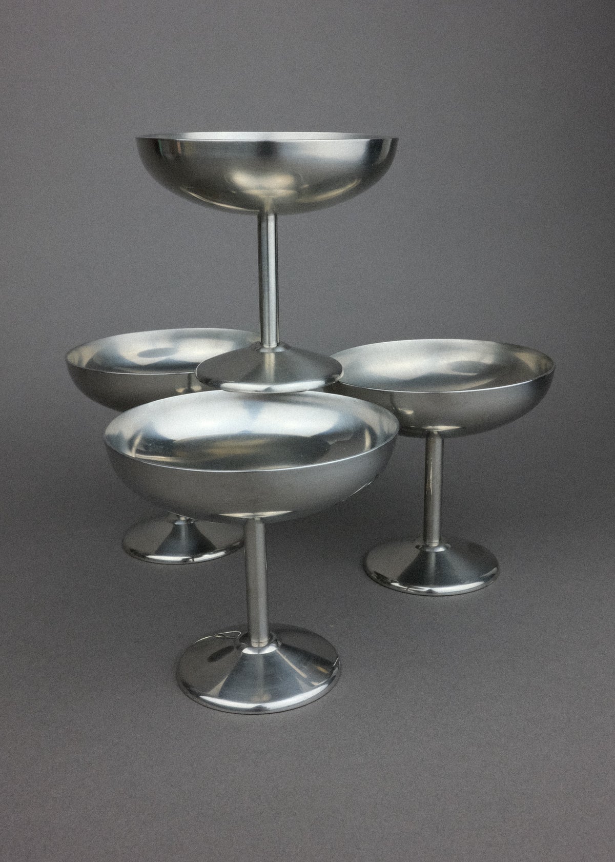 4 coupes inox minimalistes
