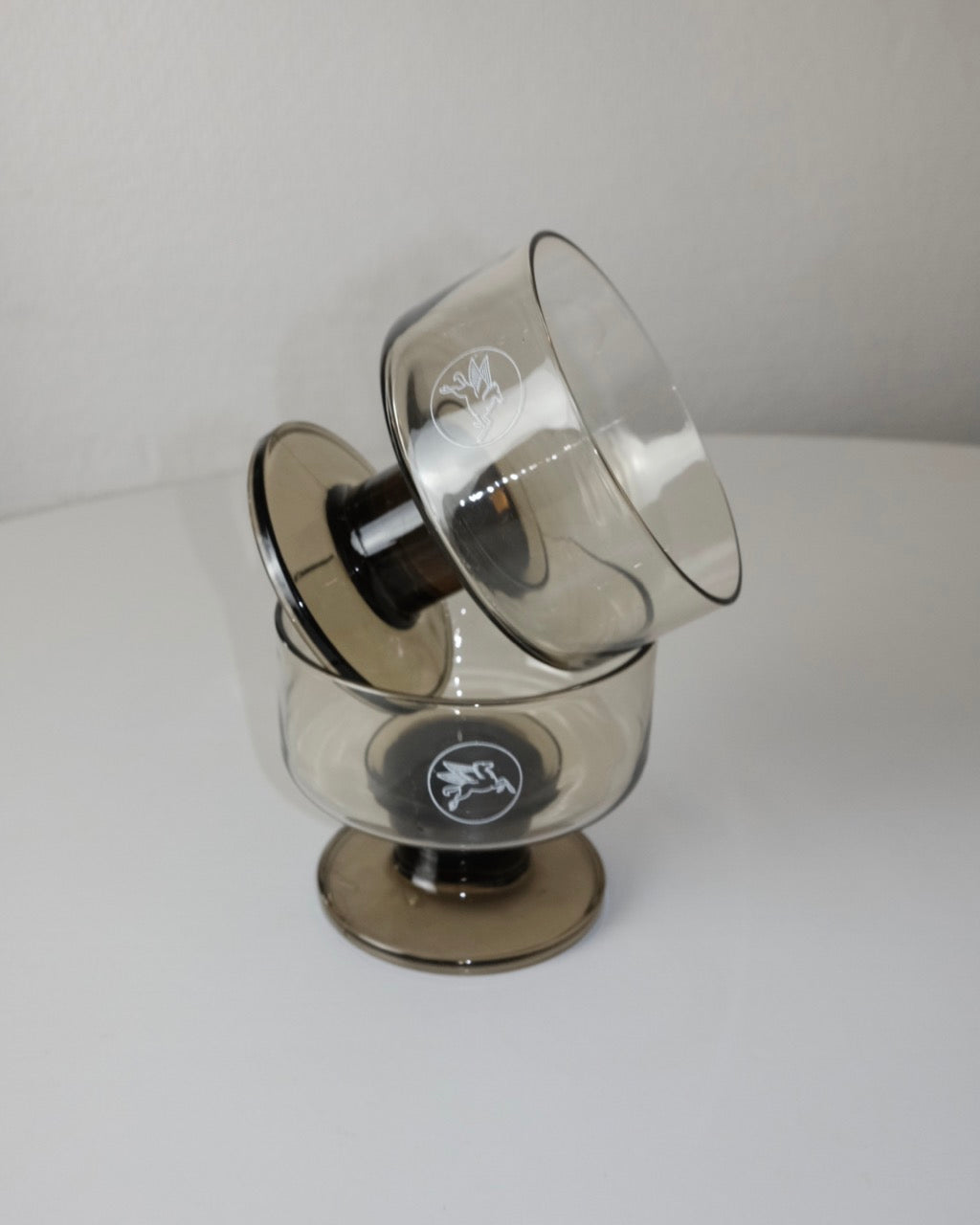 duo de coupes "mobiloil" Luminarc, années 70