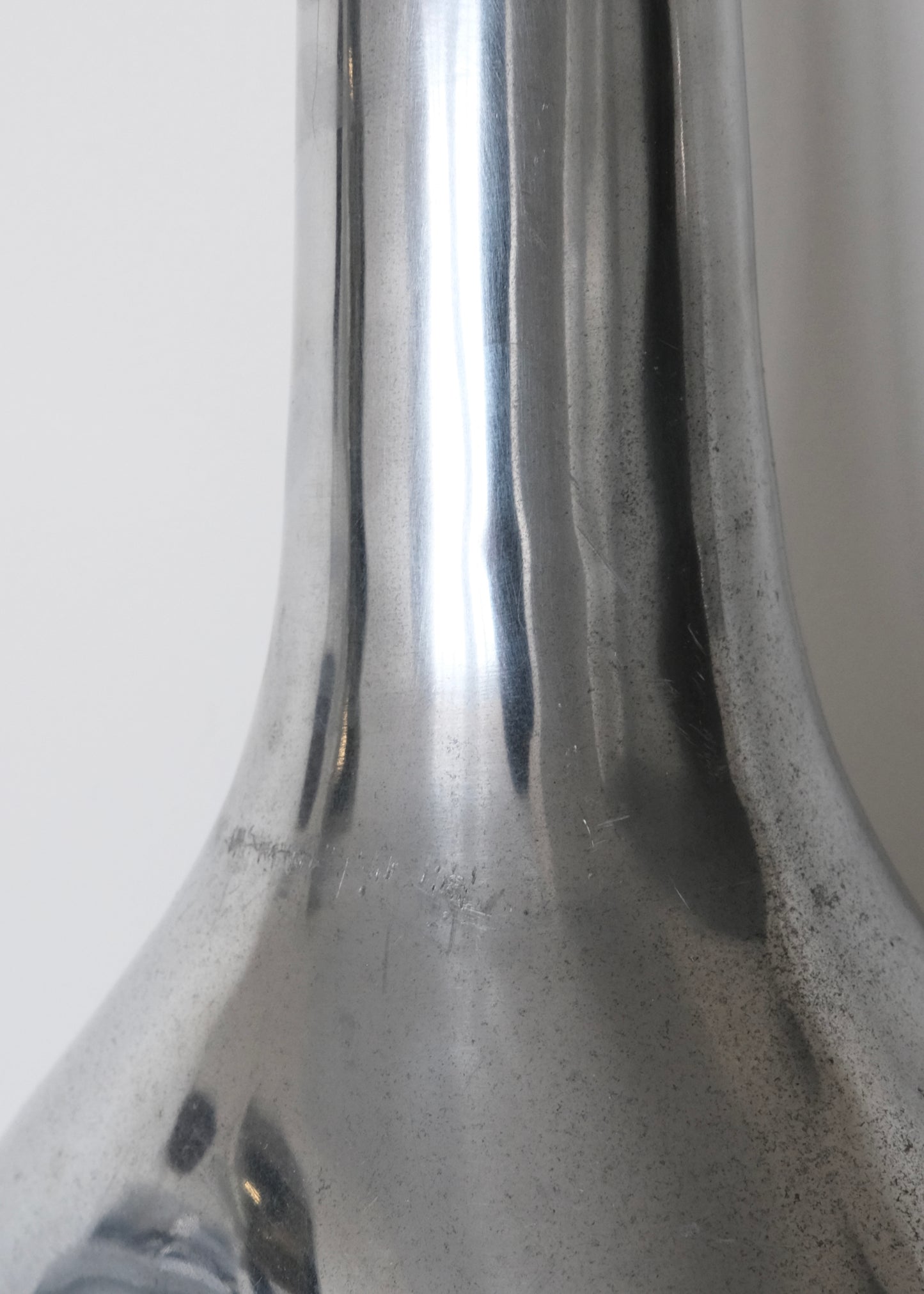 grand vase fonte d'aluminium 1970