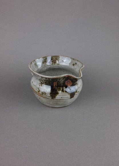 petit pichet en grès signé Thierry & Chantal Robert