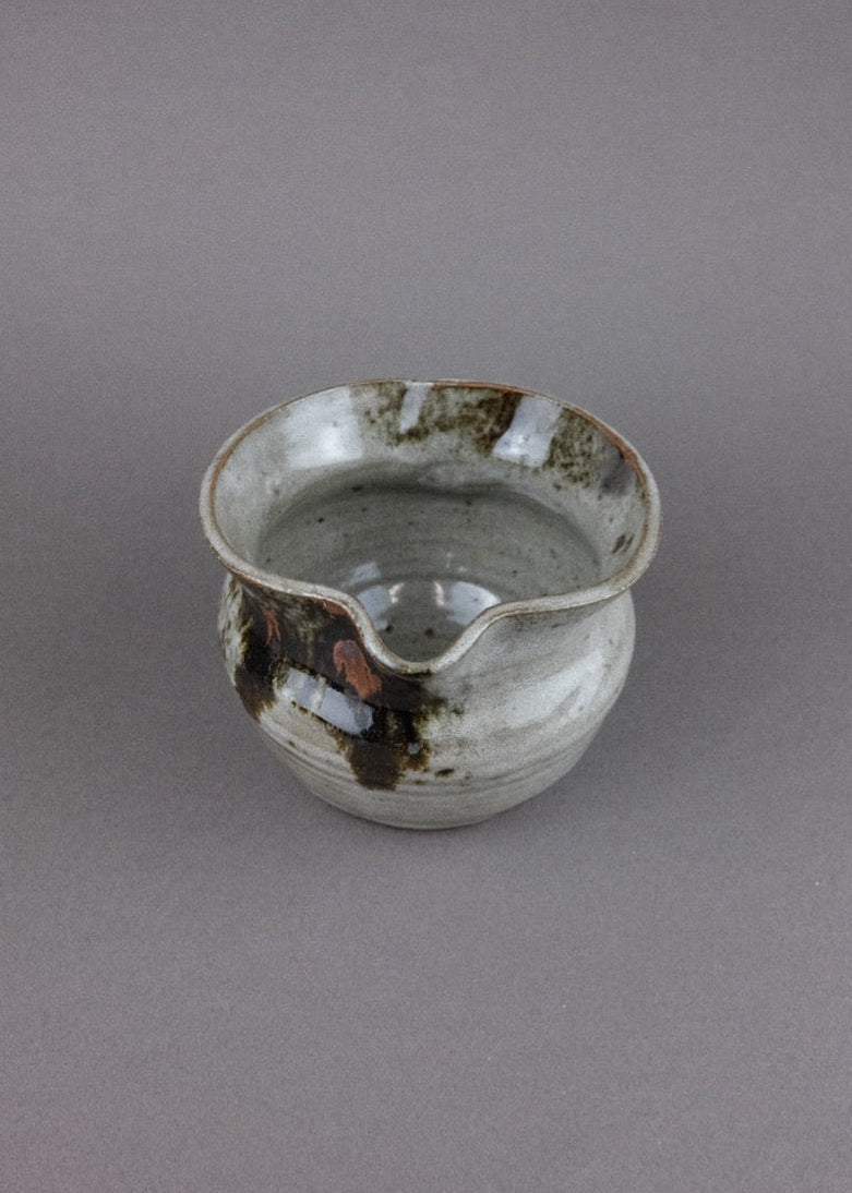 petit pichet en grès signé Thierry & Chantal Robert