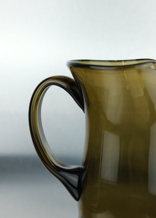 carafe en verre fumé années 70