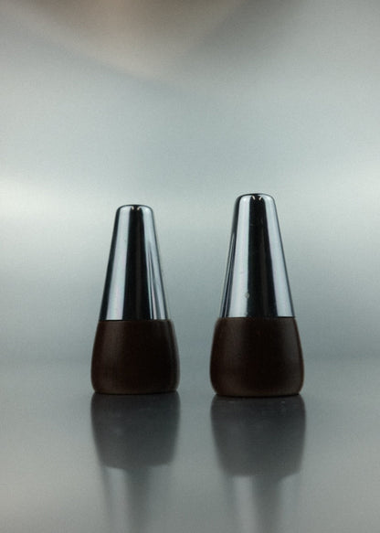 duo salière & poivrière en métal chromé & bois