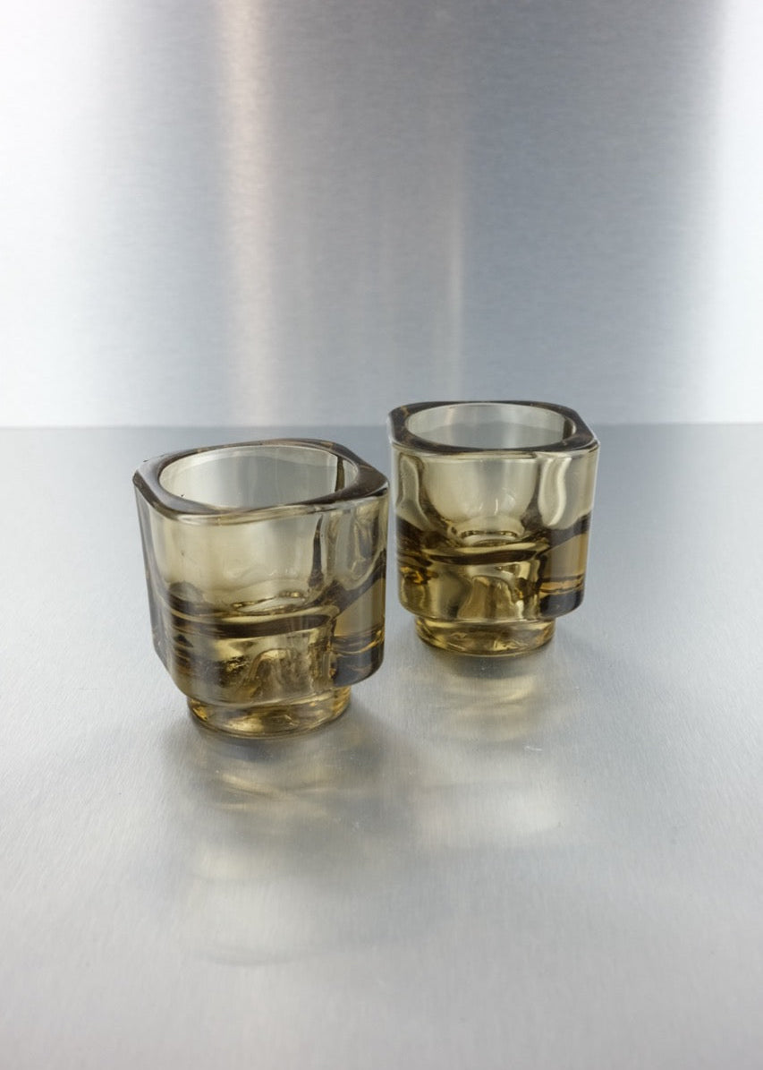 duo de coquetiers en verre fumé par Joe Colombo