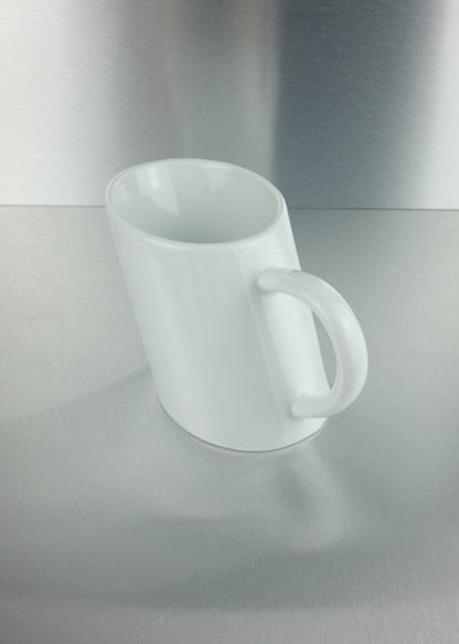 tasse moderne en porcelaine blanche
