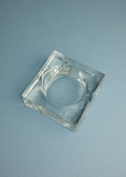 cendrier en verre massif