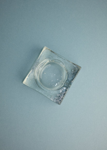 cendrier en verre massif