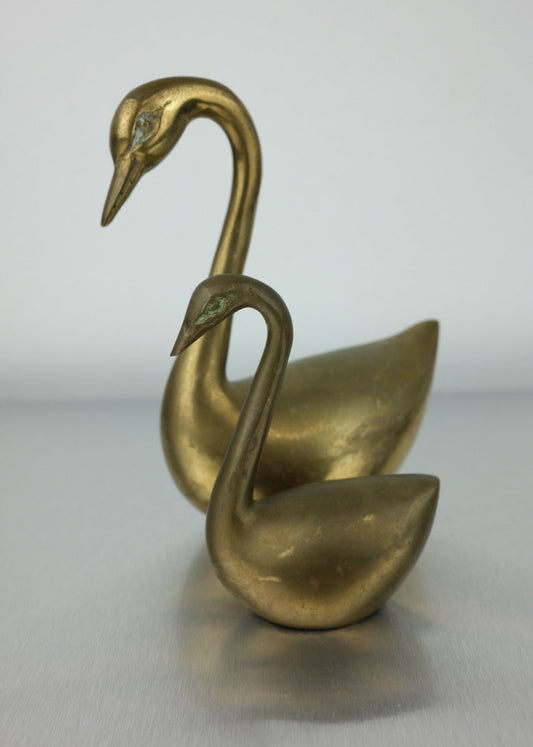 duo de cygnes en laiton vintage