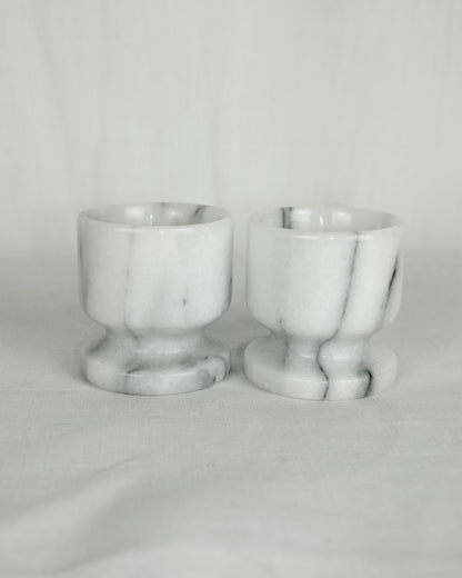 paire de coquetiers en marbre blanc & gris