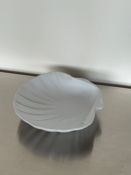 plat céramique coquille Saint-Jacques